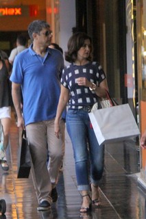 Fátima Bernardes feet photo thumbnail