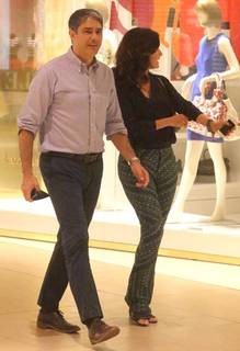 Fátima Bernardes feet photo thumbnail