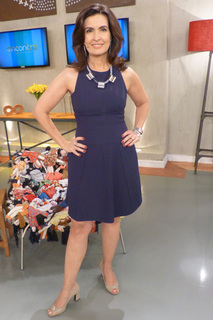 Fátima Bernardes feet photo thumbnail