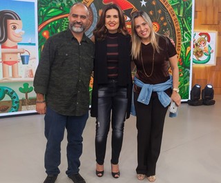 Fátima Bernardes feet photo thumbnail