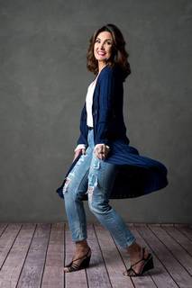 Fátima Bernardes feet photo thumbnail