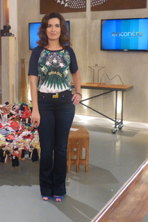 Fátima Bernardes feet photo thumbnail