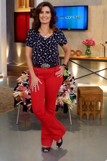 Fátima Bernardes feet photo thumbnail