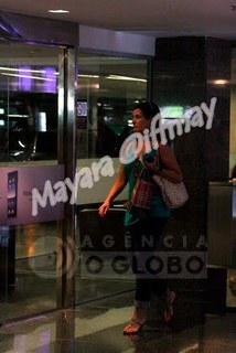 Fátima Bernardes feet photo thumbnail