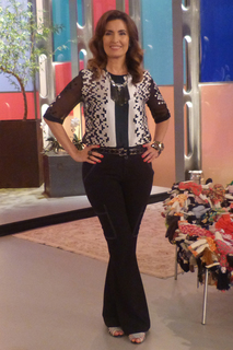 Fátima Bernardes feet photo thumbnail