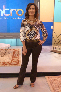 Fátima Bernardes feet photo thumbnail