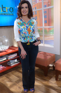 Fátima Bernardes feet photo thumbnail