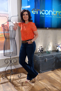 Fátima Bernardes feet photo thumbnail