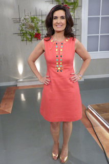 Fátima Bernardes feet photo thumbnail