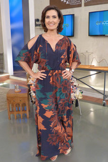 Fátima Bernardes feet photo thumbnail