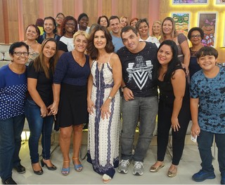 Fátima Bernardes feet photo thumbnail