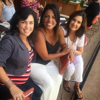 Fátima Bernardes feet photo thumbnail