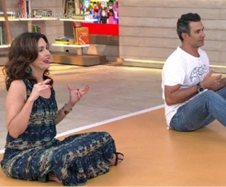 Fátima Bernardes feet photo thumbnail