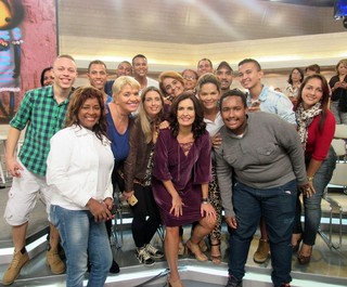 Fátima Bernardes feet photo thumbnail