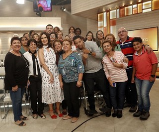 Fátima Bernardes feet photo thumbnail