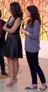 Fátima Bernardes feet photo thumbnail