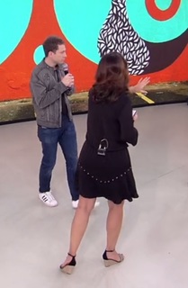 Fátima Bernardes feet photo thumbnail