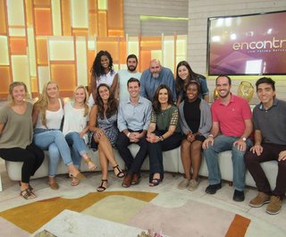 Fátima Bernardes feet photo thumbnail