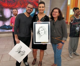 Fátima Bernardes feet photo thumbnail