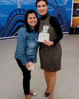 Fátima Bernardes feet photo thumbnail