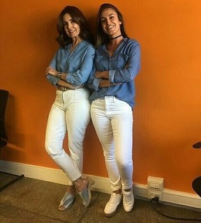 Fátima Bernardes feet photo thumbnail