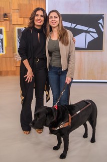 Fátima Bernardes feet photo thumbnail