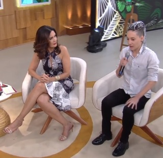 Fátima Bernardes feet photo thumbnail