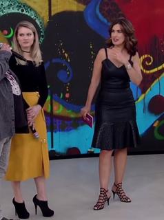 Fátima Bernardes feet photo thumbnail