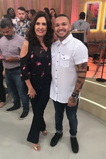 Fátima Bernardes feet photo thumbnail