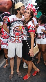 Fátima Bernardes feet photo thumbnail