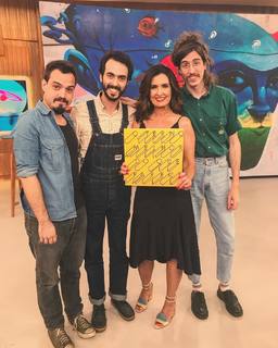 Fátima Bernardes feet photo thumbnail