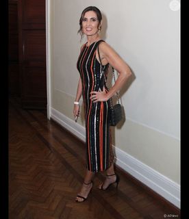 Fátima Bernardes feet photo thumbnail