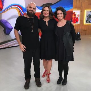 Fátima Bernardes feet photo thumbnail