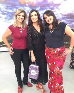 Fátima Bernardes feet photo thumbnail