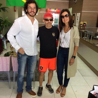 Fátima Bernardes feet photo thumbnail