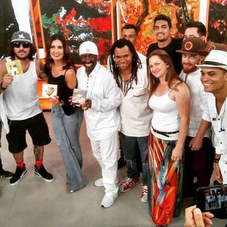 Fátima Bernardes feet photo thumbnail