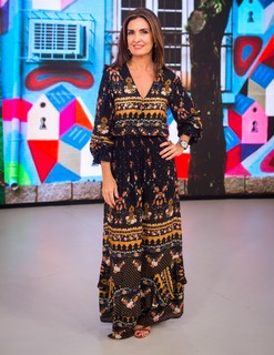 Fátima Bernardes feet photo thumbnail