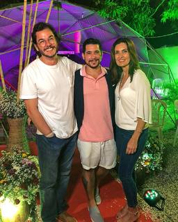 Fátima Bernardes feet photo thumbnail