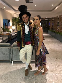 Fátima Bernardes feet photo thumbnail