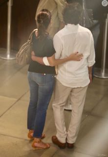 Fátima Bernardes feet photo thumbnail