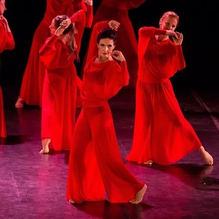 Fátima Bernardes feet photo thumbnail