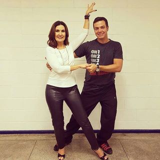 Fátima Bernardes feet photo thumbnail