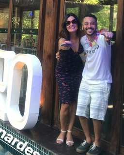 Fátima Bernardes feet photo thumbnail