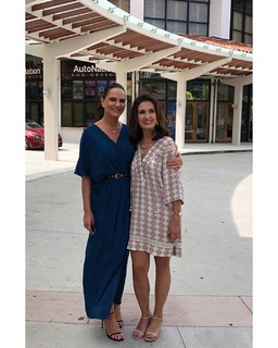 Fátima Bernardes feet photo thumbnail