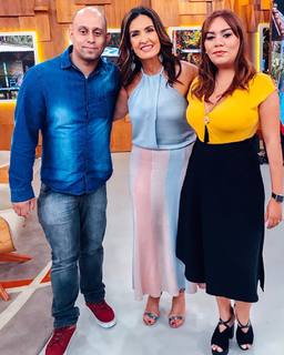 Fátima Bernardes feet photo thumbnail