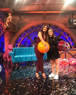 Fátima Bernardes feet photo thumbnail