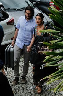 Fátima Bernardes feet photo thumbnail