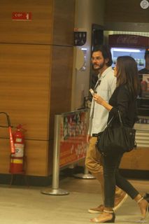 Fátima Bernardes feet photo thumbnail