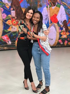 Fátima Bernardes feet photo thumbnail