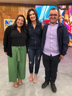 Fátima Bernardes feet photo thumbnail